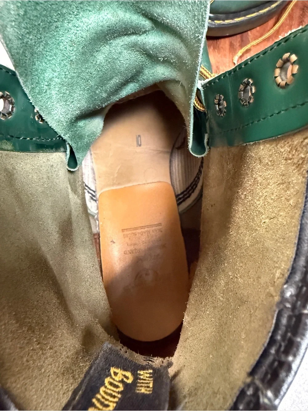 Vintage Dr Martens 1460 Green Made in England 8 Eye Boots UK 10